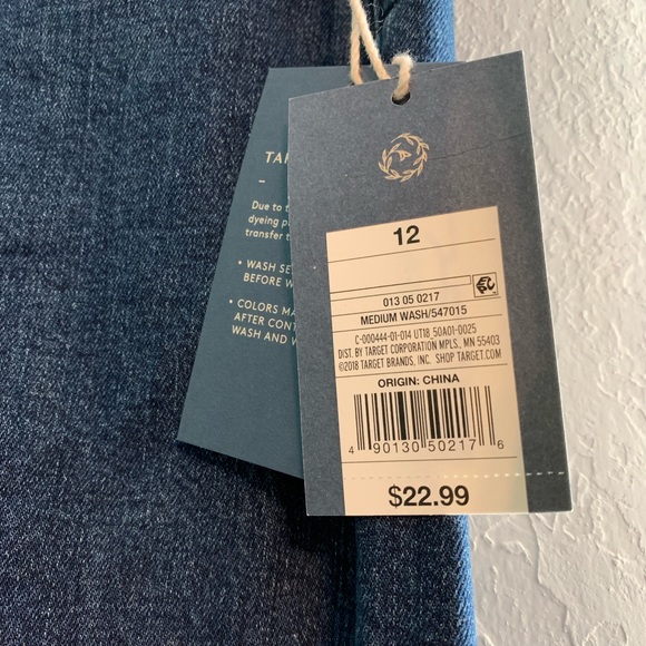 Only One Left!!- Classic Jean Skirt - Picture 5 of 7